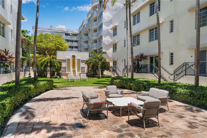 1 bedroom Condominium at 435 21st St 212, Artecity Governor Condo, Miami Beach — photo 1
