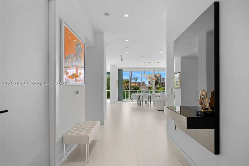 3 bedroom Condominium at 16500 Collins Ave Th-8, Oceania V Condo, Sunny Isles Beach — photo 1