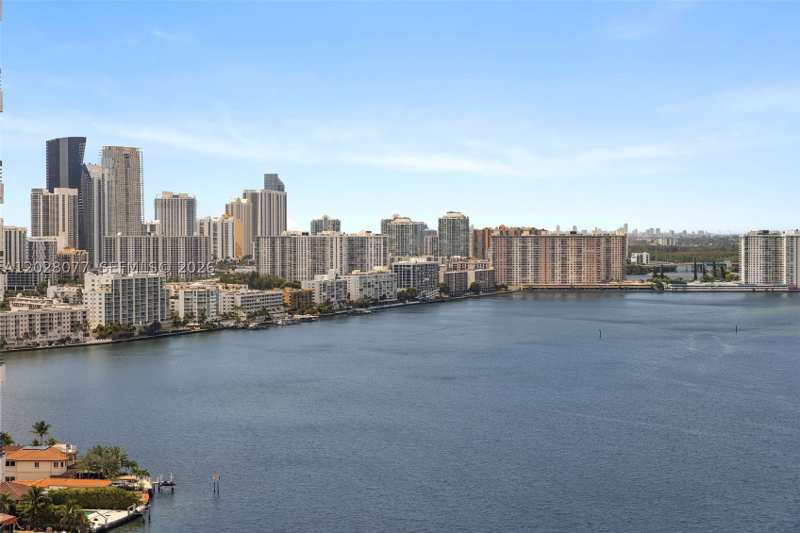 2 bedroom Condominium at 19195 NE 36th Ct 2705, Mystic Pointe Condo No Tw, Aventura — photo 1