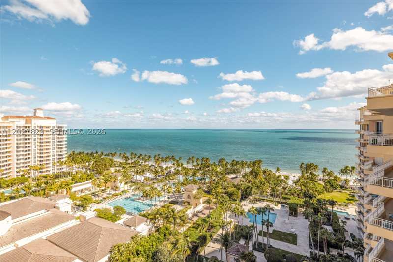 5 bedroom Condominium at 799 Crandon Blvd Ph-8, Ocean Tower One Condo, Key Biscayne — photo 1