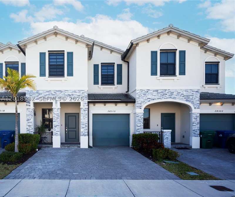 4 bedroom Townhouse at 28510 SW 134th Ave, Pine Isle, Homestead — photo 1