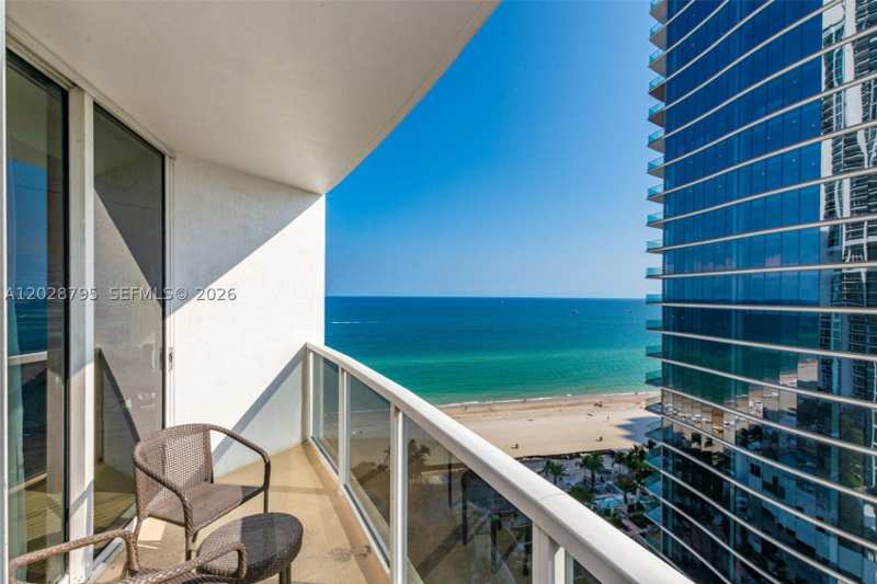 1 bedroom Condominium at 18001 Collins Ave 1414, Trump International Sones, Sunny Isles Beach — photo 1