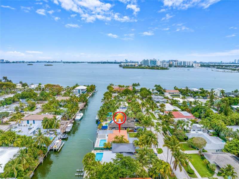 3 bedroom SingleFamilyResidence at 1161 NE 86th St, Davis Harbor, Miami — photo 1