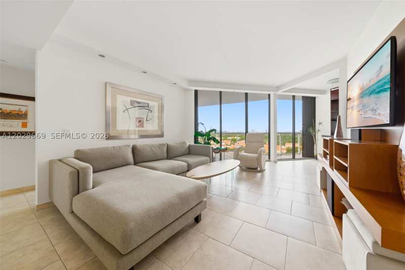 2 bedroom Condominium at 3610 Yacht Club Dr 1115, Portsview @ The Waterways, Aventura — photo 1