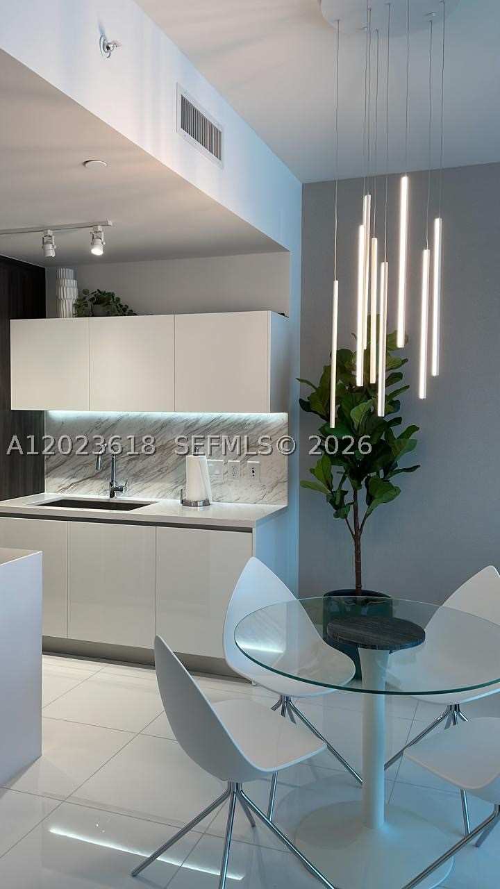 2 bedroom Condominium at 851 NE 1st Ave 1006, Paramount Miami Worldcent, Miami — photo 1