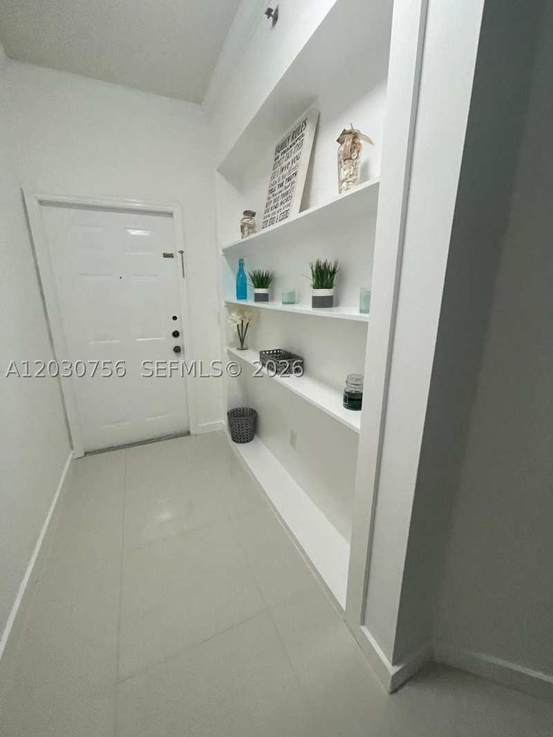 1 bedroom Condominium at 3255 NE 184th St 12114, Village By The Bay Condo, Aventura — photo 1