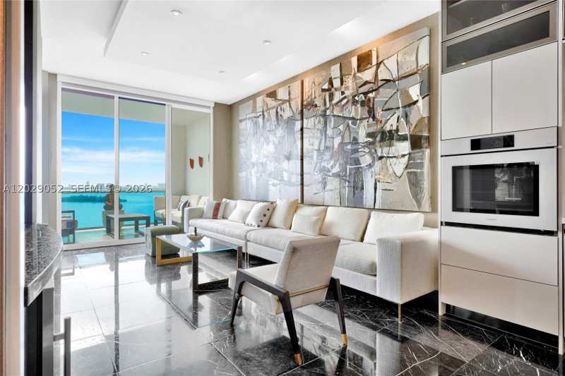 1 bedroom Condominium at 725 NE 22nd St 11E, New Wave Condo, Miami — photo 1