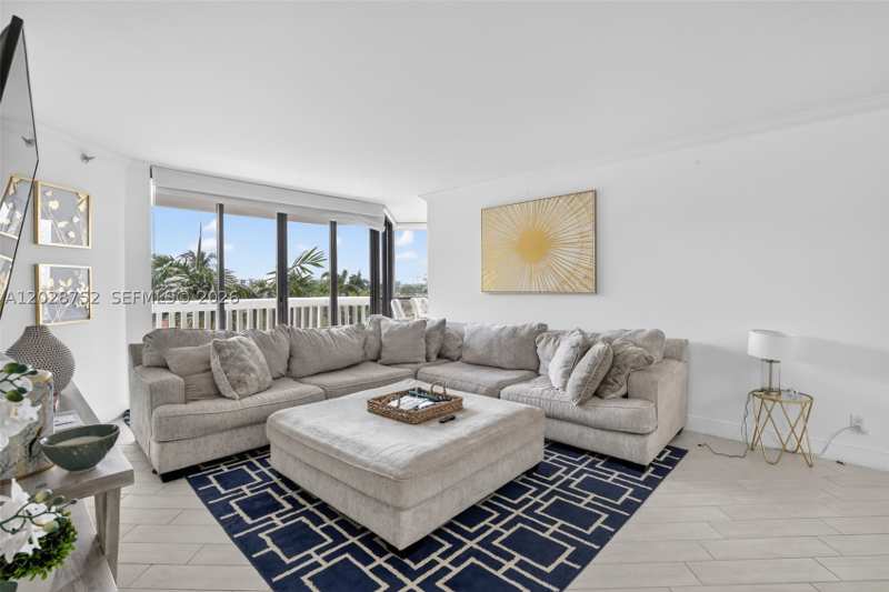 3 bedroom Condominium at 1000 Island Blvd 503, 1000 Isl Blvd Williams Is, Aventura — photo 1