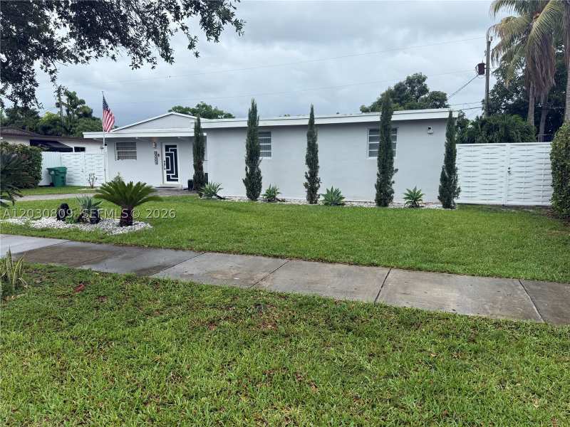 3 bedroom SingleFamilyResidence at 10030 SW 213th Ter, Cutler Ridge Sec 7, Cutler Bay — photo 1