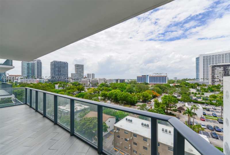 3 bedroom Condominium at 501 NE 31st St 601, Paraiso Bayviews Condo, Miami — photo 1