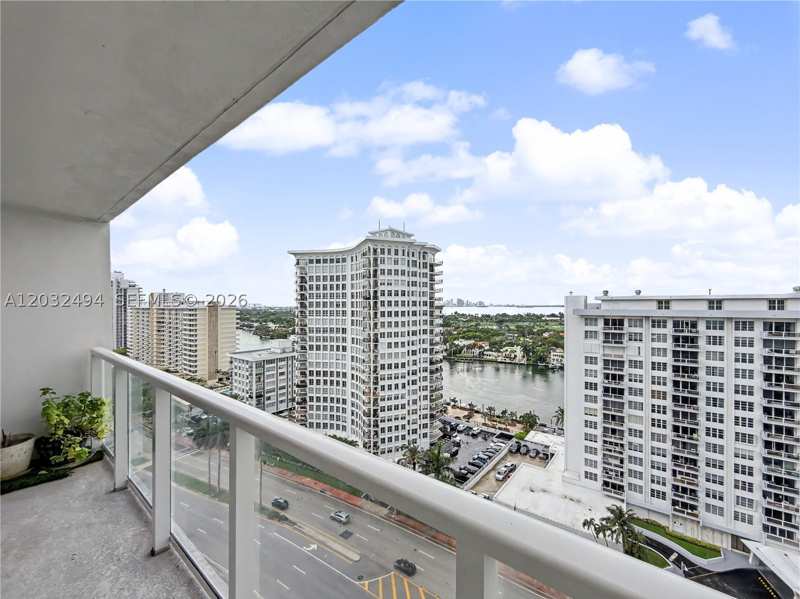 1 bedroom Condominium at 5701 Collins Ave 1711, Arlen Beach Condo, Miami Beach — photo 1