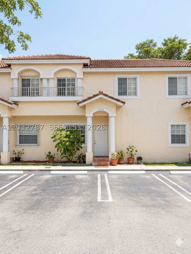 3 bedroom Townhouse at 12116 SW 143rd Ln 6-5, Bonita Villas Condo, Miami — photo 1