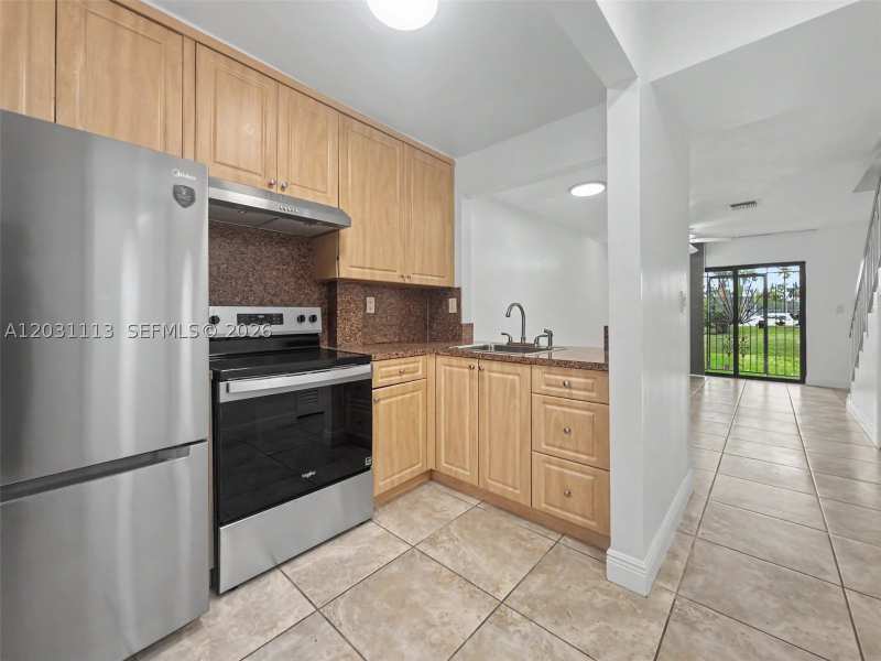 2 bedroom Condominium at 1001 SW 105 Ave 113, Tamiami Village Condo, Miami — photo 1