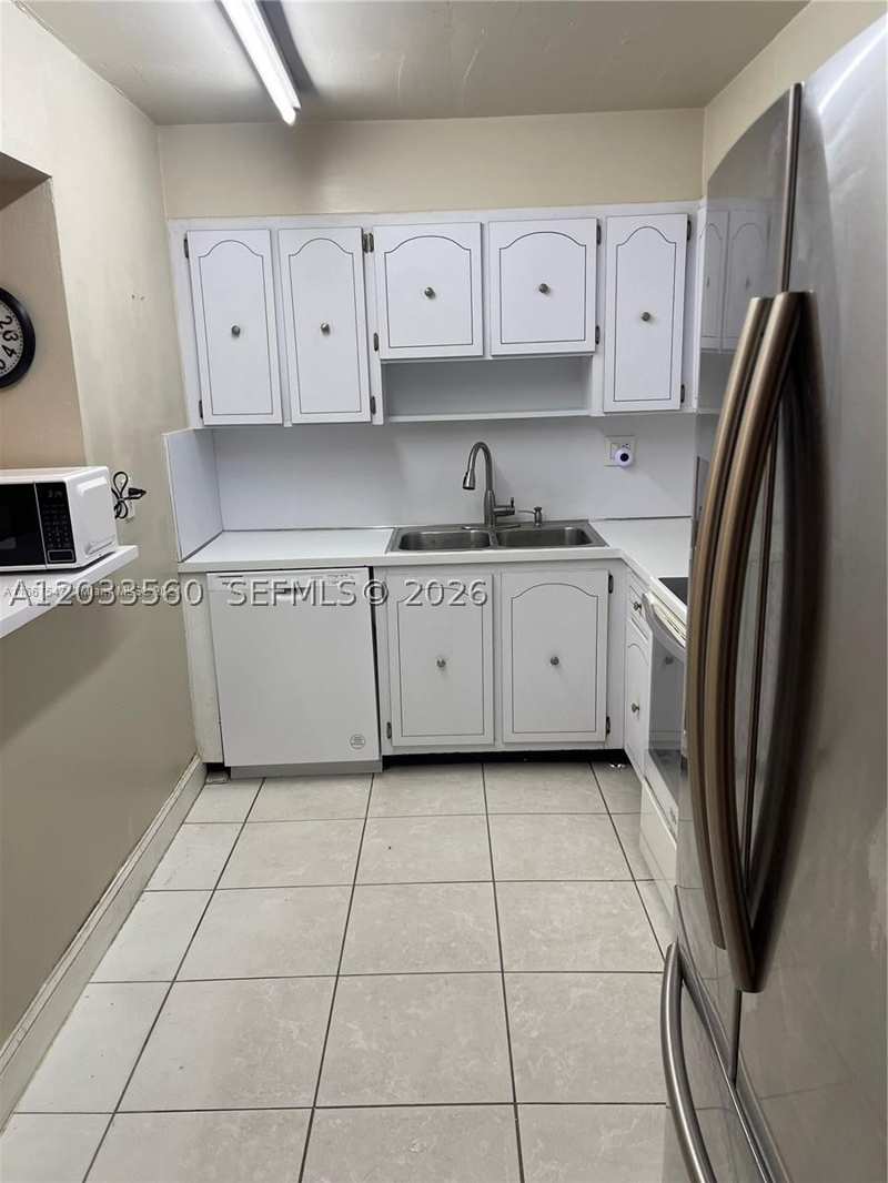 2 bedroom Condominium at 10383 N Kendall Dr N5, Kendall Acres Condo Bldg, Miami — photo 1