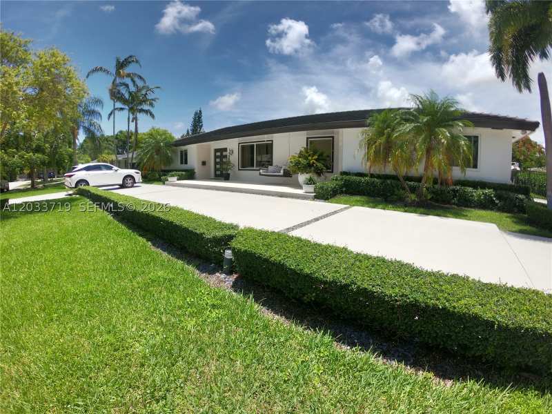 4 bedroom SingleFamilyResidence at 14500 SW 84th Ave, Paris Manor West, Palmetto Bay — photo 1