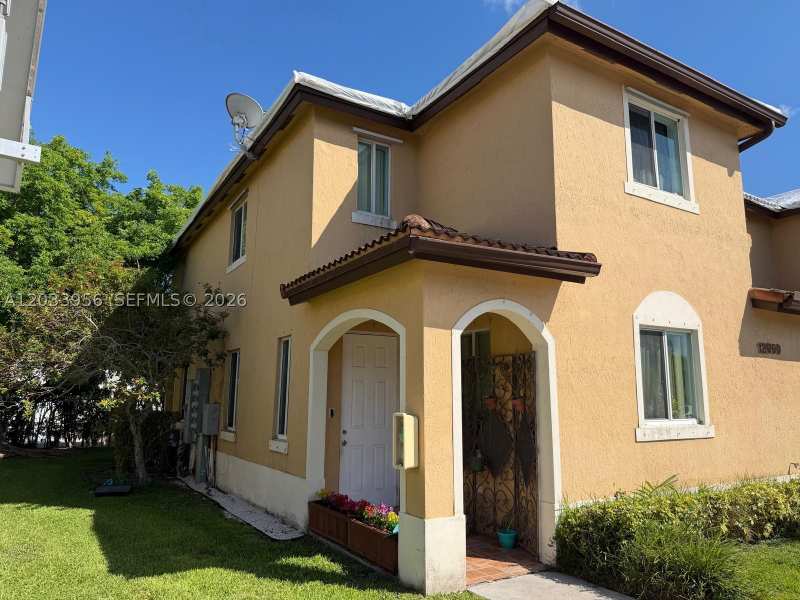 3 bedroom Townhouse at 12050 SW 268th St 7, South Pointe Cove Condo, Homestead — photo 1