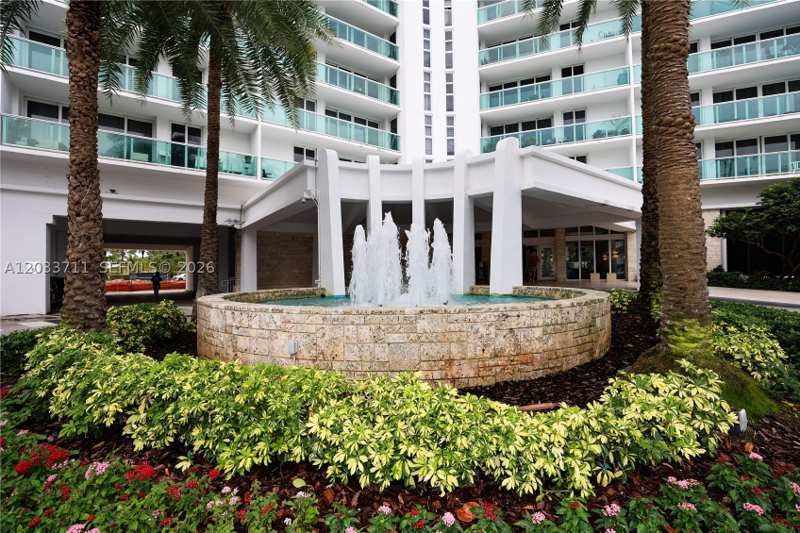 2 bedroom Condominium at 100 Bayview Dr 527, Arlen House East Condo, Sunny Isles Beach — photo 1