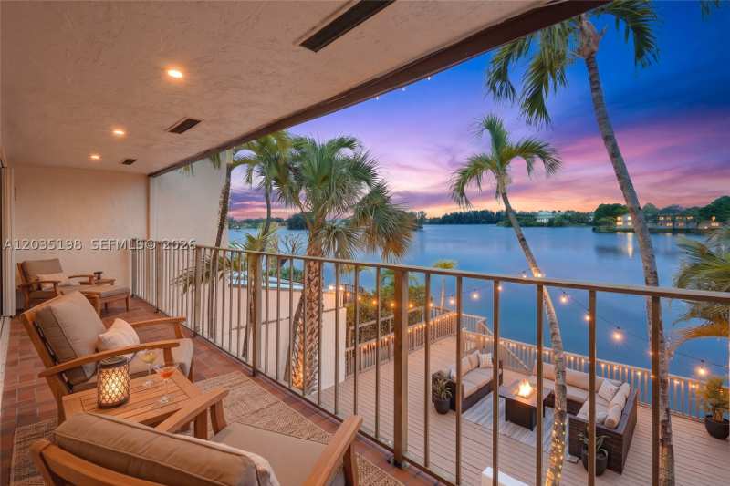 3 bedroom Townhouse at 5002 SW 72nd Ave, Marina Lakes Townhouses, Miami — photo 1