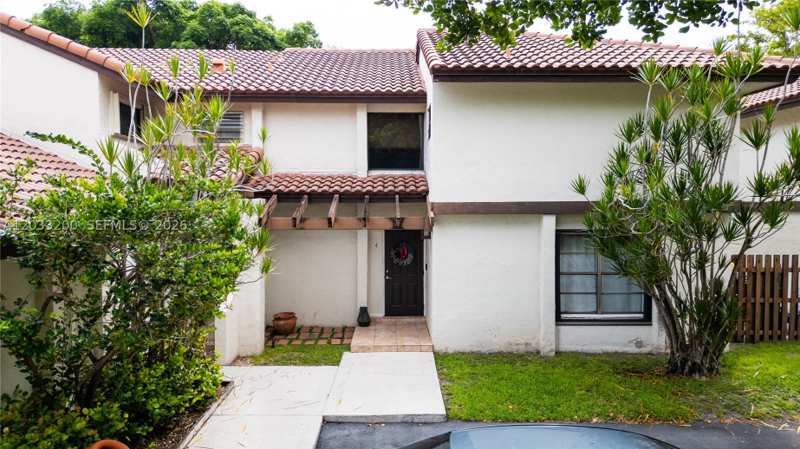2 bedroom Townhouse at 11033 SW 132nd Ct 14-4, Crossings Vilg Homes Cond, Miami — photo 1