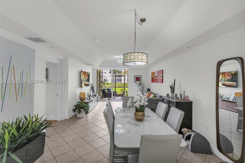 3 bedroom Condominium at 10710 NW 66th St 104, Captiva Condo E, Doral — photo 1