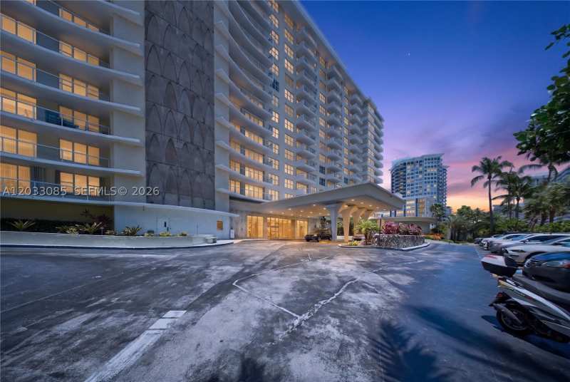 2 bedroom Condominium at 5600 Collins Ave 7W, 5600 Condo, Miami Beach — photo 1