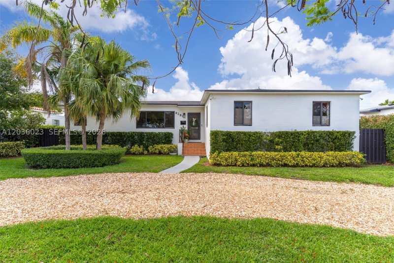 3 bedroom SingleFamilyResidence at 8281 SW 27th Ln, Coral Way Village Sec A P, Miami — photo 1