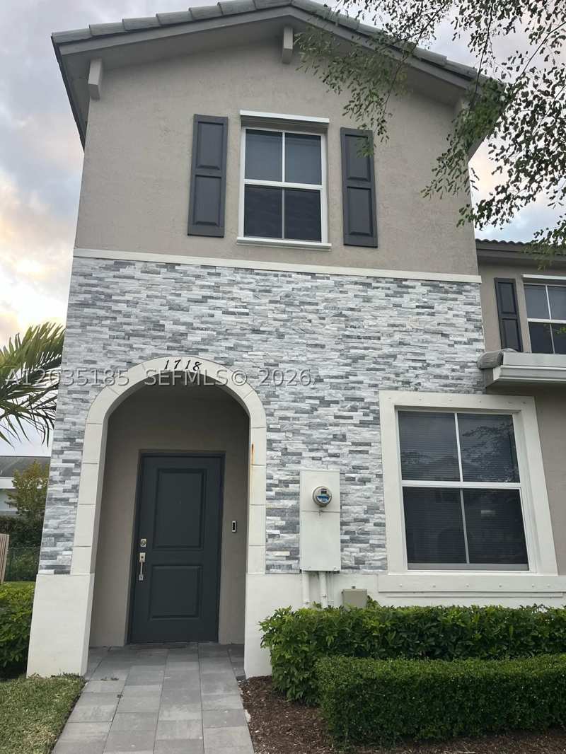 3 bedroom Townhouse at 1718 SE 26th Ter, Keys Gate Residential, Homestead — photo 1