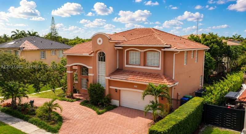5 bedroom SingleFamilyResidence at 7856 NW 167th Ter, Mary, Miami Lakes — photo 1