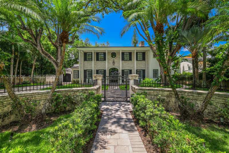 6 bedroom SingleFamilyResidence at 3120 Brickell Ave, Wm J Bryan Tr Amd, Miami — photo 1