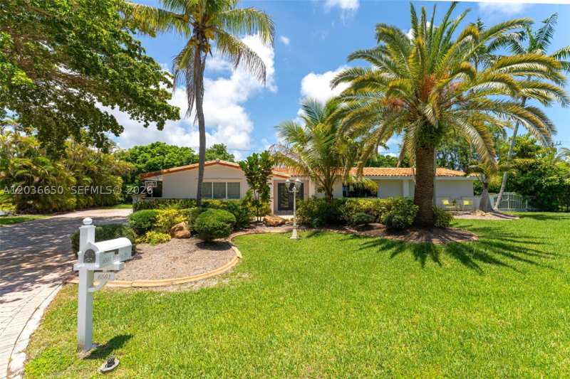 4 bedroom SingleFamilyResidence at 6561 Marlin Dr, Kings Bay Sub, Coral Gables — photo 1