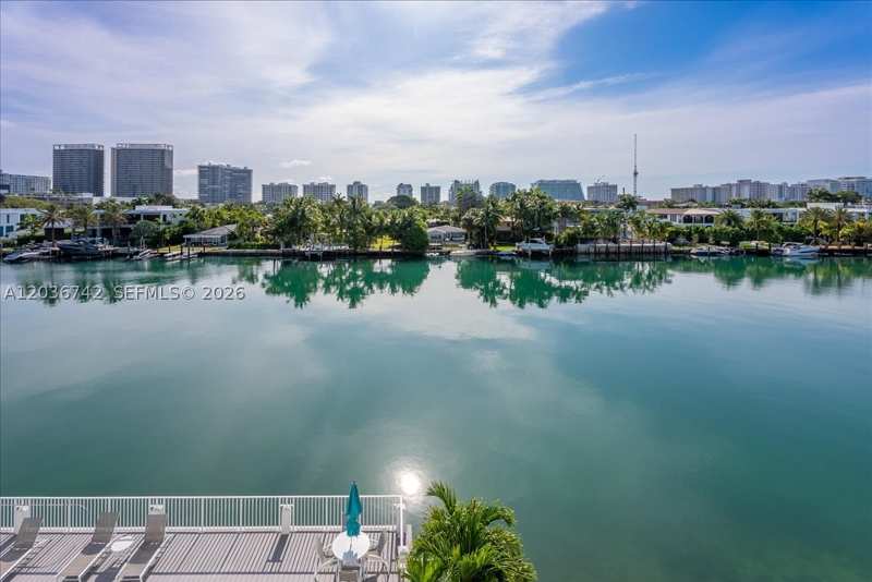 1 bedroom Condominium at 9381 E Bay Harbor Dr 404S, London Towers Condo, Bay Harbor Islands — photo 1