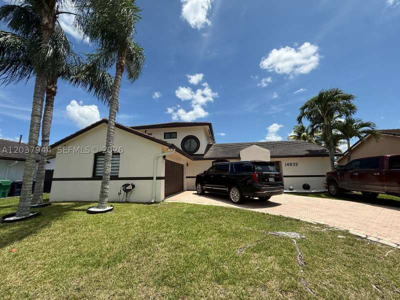 5 bedroom SingleFamilyResidence at 14832 SW 169th Ln, G B Estates, Miami — photo 1