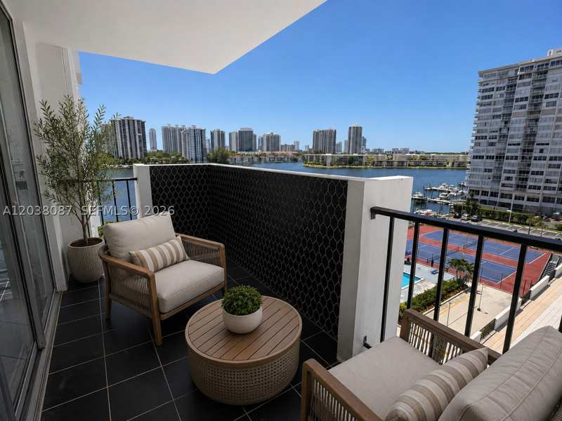 1 bedroom Condominium at 2780 NE 183rd St 810, Commodore Plaza Condo, Aventura — photo 1