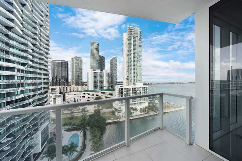 2 bedroom Condominium at 601 NE 27th St 1501, The Crimson Condo, Miami — photo 1