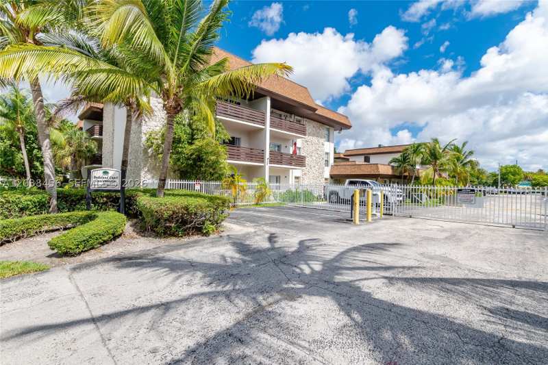 2 bedroom Condominium at 7483 SW 82nd St A206, Dadeland Capri Condo, Miami — photo 1