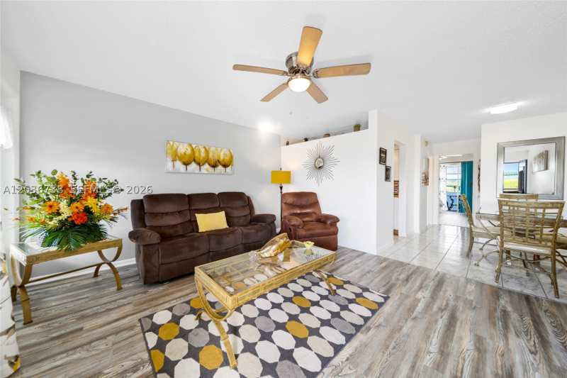 1 bedroom StockCooperative at 15610 NE 6th Ave 34C, Golden Towers Co-Op, Miami — photo 1