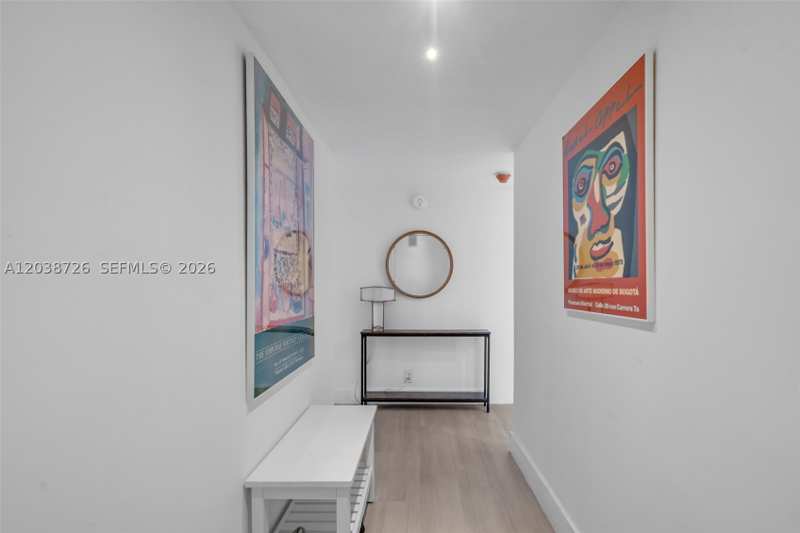 2 bedroom Condominium at 150 Ocean Lane Dr 7C, Island Breakers Condo, Key Biscayne — photo 1