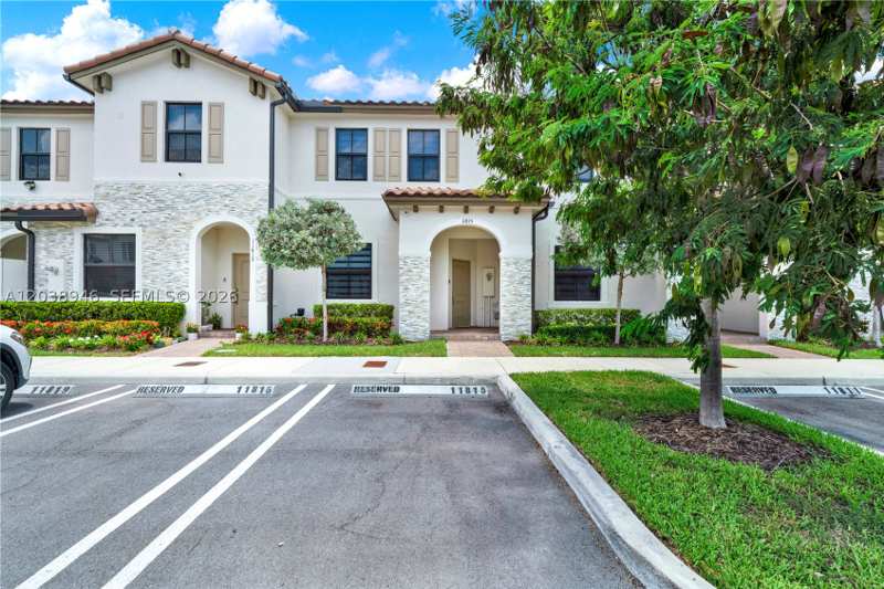 3 bedroom Townhouse at 11815 SW 247th Ter, Silver Palm Residential H, Homestead — photo 1