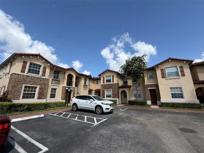 3 bedroom Condominium at 1720 NE 33rd Ave 102-5, Villas At Carmel Condo No, Homestead — photo 1