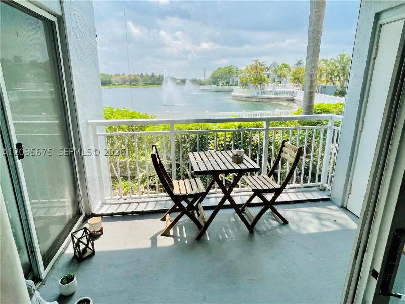 1 bedroom Condominium at 8600 SW 212th St 208, Le Club At Old Cutler Con, Cutler Bay — photo 1