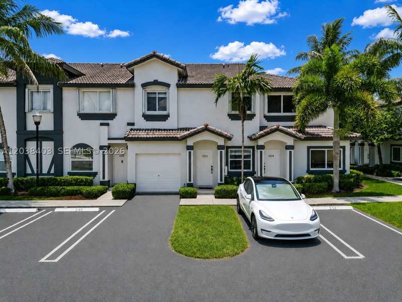 4 bedroom Townhouse at 2222 SE 24th Pl 2222, Towngate Condo Five, Homestead — photo 1