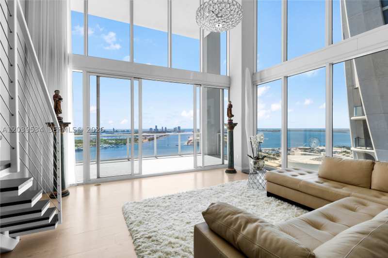 2 bedroom Condominium at 1040 Biscayne Blvd 3101, Ten Museum Pk Residential, Miami — photo 1