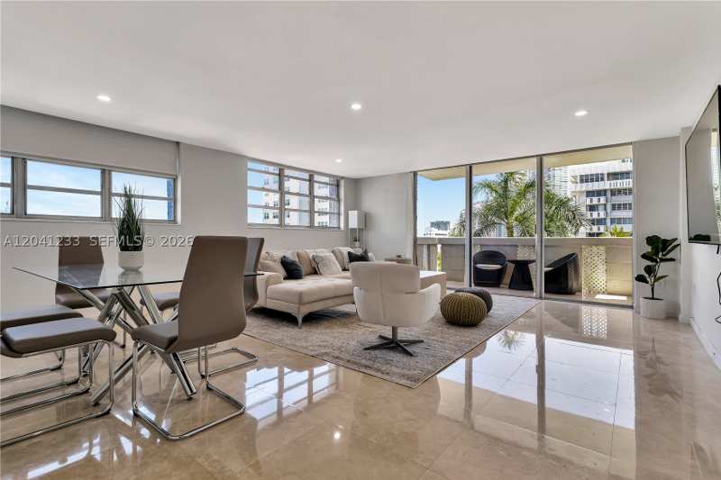 2 bedroom Condominium at 800 West Ave 635, South Bay Club Condo, Miami Beach — photo 1