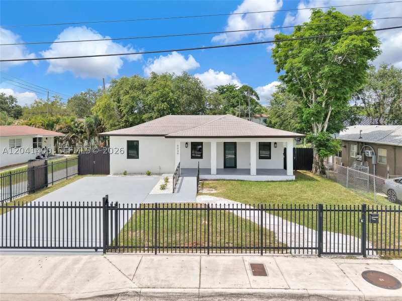 3 bedroom SingleFamilyResidence at 6039 SW 63rd Ter, Franklin Sub, South Miami — photo 1