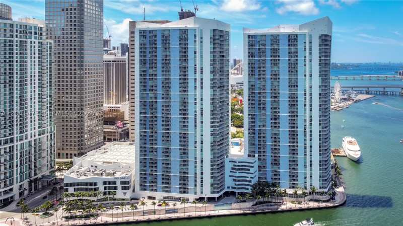 2 bedroom Condominium at 325 S Biscayne Blvd 3921, One Miami West Condo, Miami — photo 1