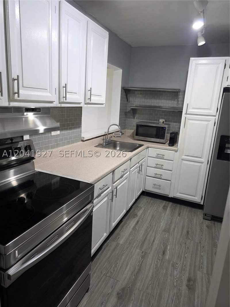 2 bedroom Condominium at 8065 SW 107th Ave 202, The Horizons Condo #5, Miami — photo 1