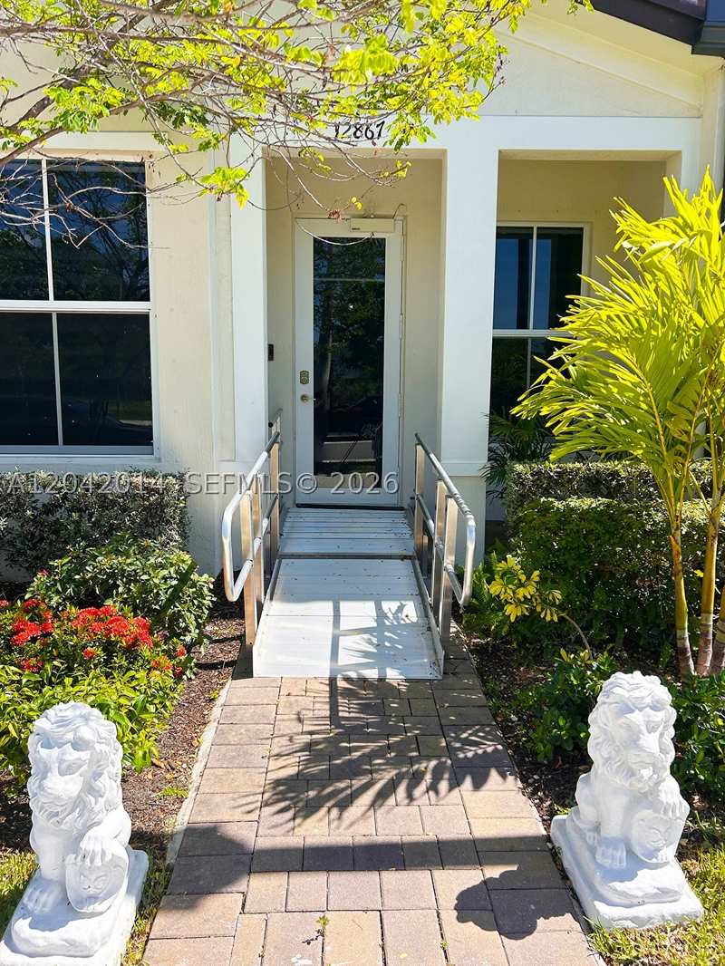 4 bedroom Townhouse at 12867 SW 243rd Ter, Princeton Commons Pb, Homestead — photo 1