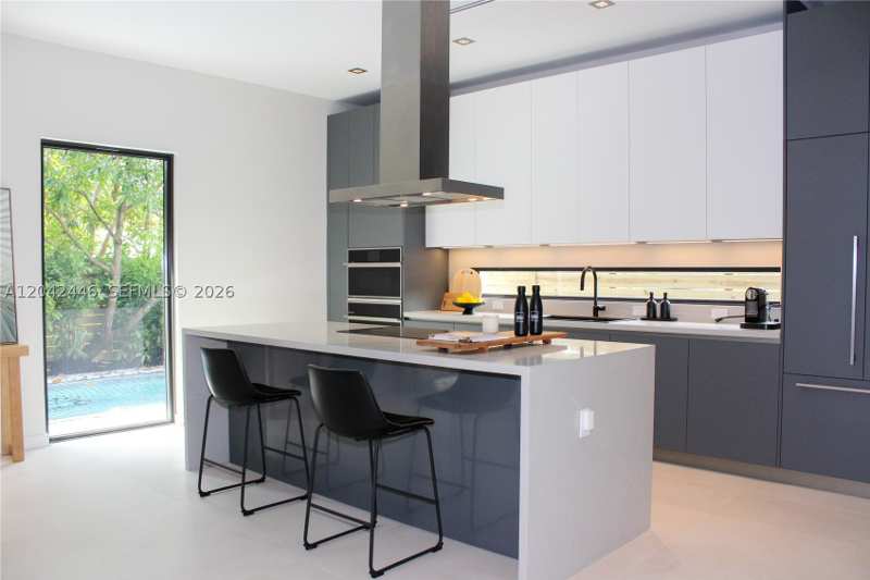 4 bedroom SingleFamilyResidence at 3540 Oak Ave, Frow Homestead, Miami — photo 1