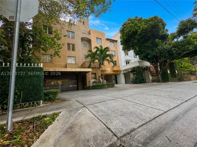 0 bedroom Condominium at 2630 SW 28th St 44, Dixie Grove Residences Co, Miami — photo 1