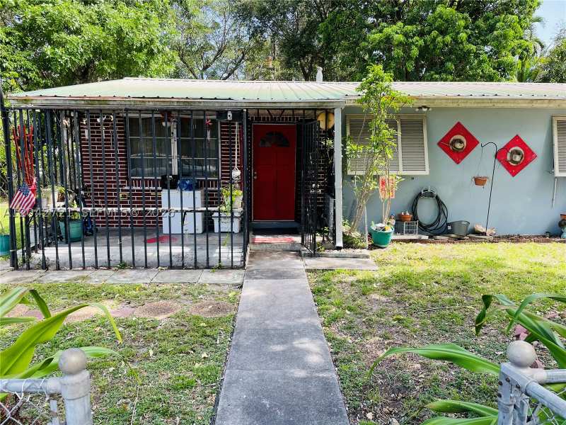 3 bedroom SingleFamilyResidence at 1797 NW 113th Ter, Queens Park, Miami — photo 1